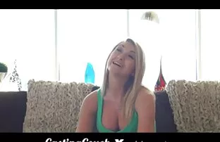 Un meilleur site porno arab mec baise une brune sexy aux seins juteux au bord de la piscine